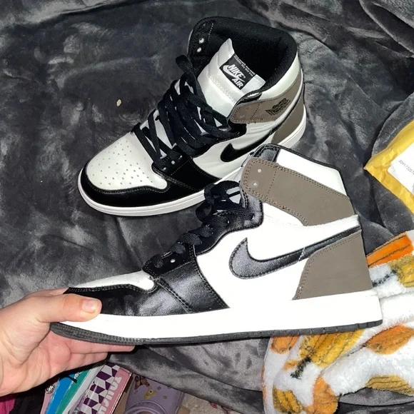 Air jordan 1 Retro High OG ‘Dark Mocha’ - Picture 5 of 5